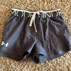 Girls under Armour shorts